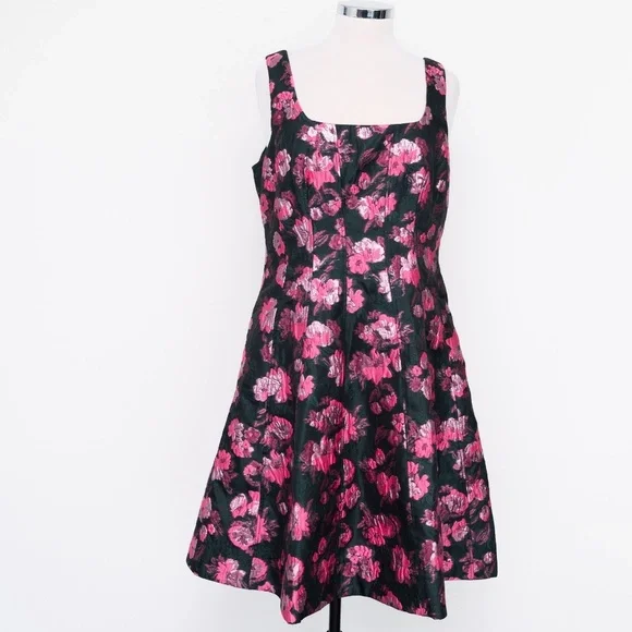 Lilly Pulitzer |  Leya Jacquard Dress - Picture 10 of 15